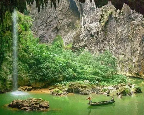 Private Day Tour to Yingxi Corridor and Cave Fairland(ChuanTianYan) fr Guangzhou